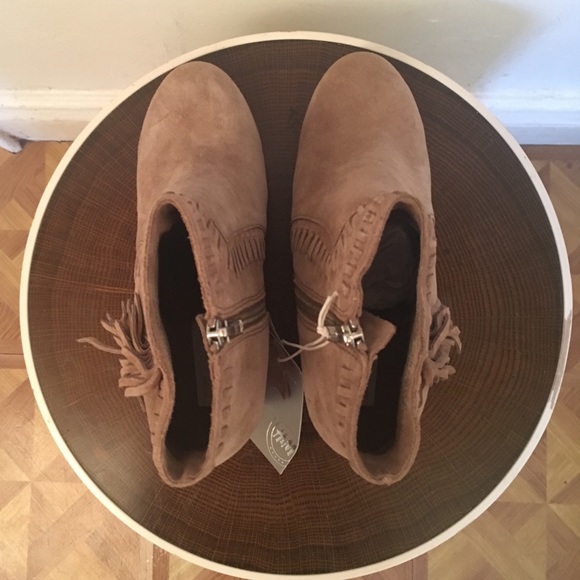 Western-style Fringe Tassels Tan Suede Ankle Boots - Picture 4 of 7